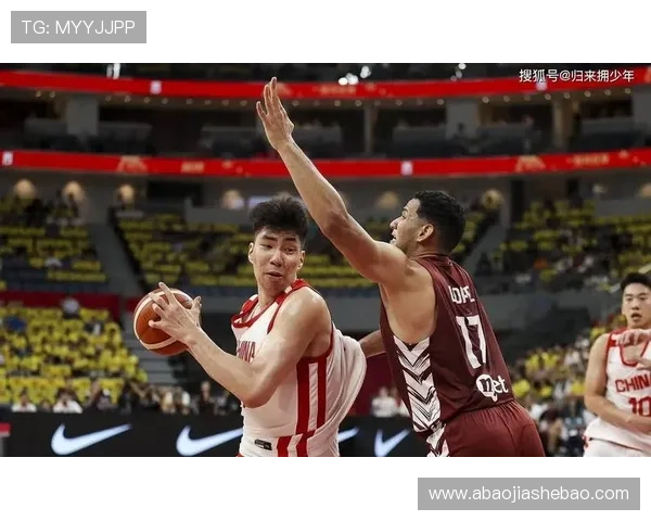 中国男篮迎战欧洲劲旅，冲击巴黎奥运会入场券，球迷期待精彩对决