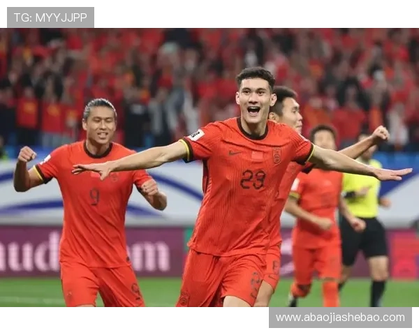 中国足球队备战世界杯预选赛 新任主帅透露阵容调整计划