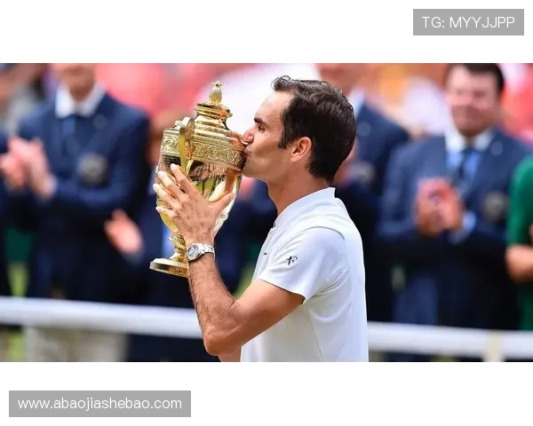 网球名将费德勒再夺大满贯，马德里赛首轮轻松晋级