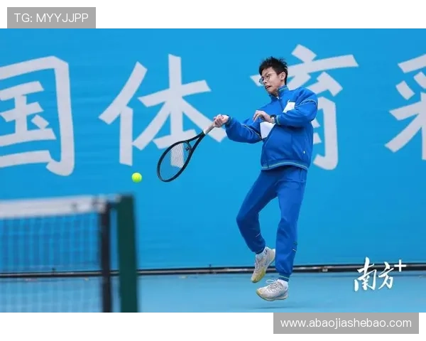 网球世界震撼：新星崛起并打破历史纪录，赛季精彩回顾与未来展望