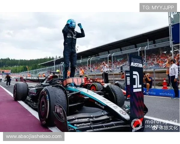 F1赛事最新动态:梅赛德斯与红牛车队新赛季备战及技术创新揭秘 F1赛事最新动态:梅赛德斯与红牛车队新赛季备战及技术创新揭秘