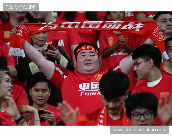 中国男足新帅亮相备战世预赛青训改革同步推进引关注全国球迷期待新周期表现 中国男足新帅亮相备战世预赛青训改革同步推进引关注全国球迷期待新周期表现